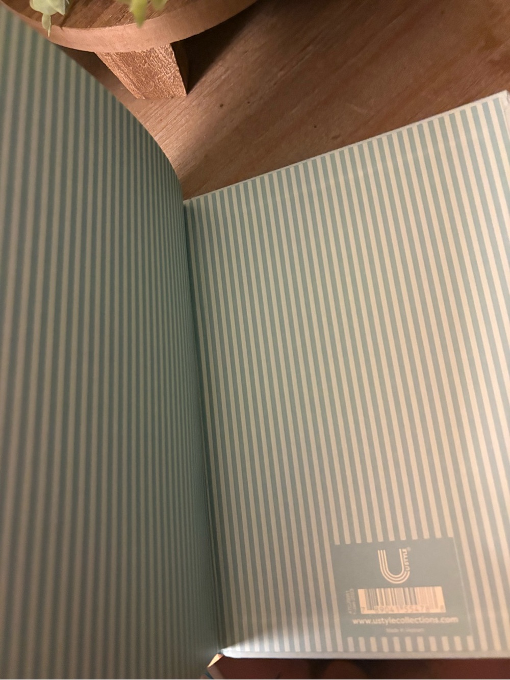 NEW Teal Aesthetic Muted Stationary Bundle-Journal, Pens & Sticky Notes - Picture 13 of 14